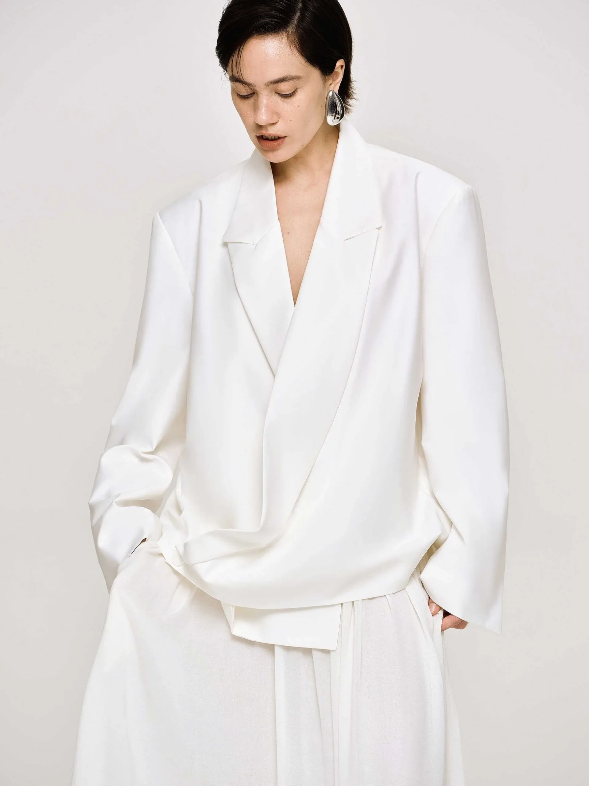 Women Source Unknown Accessories-Baia Boxy Wrap Blazer, White