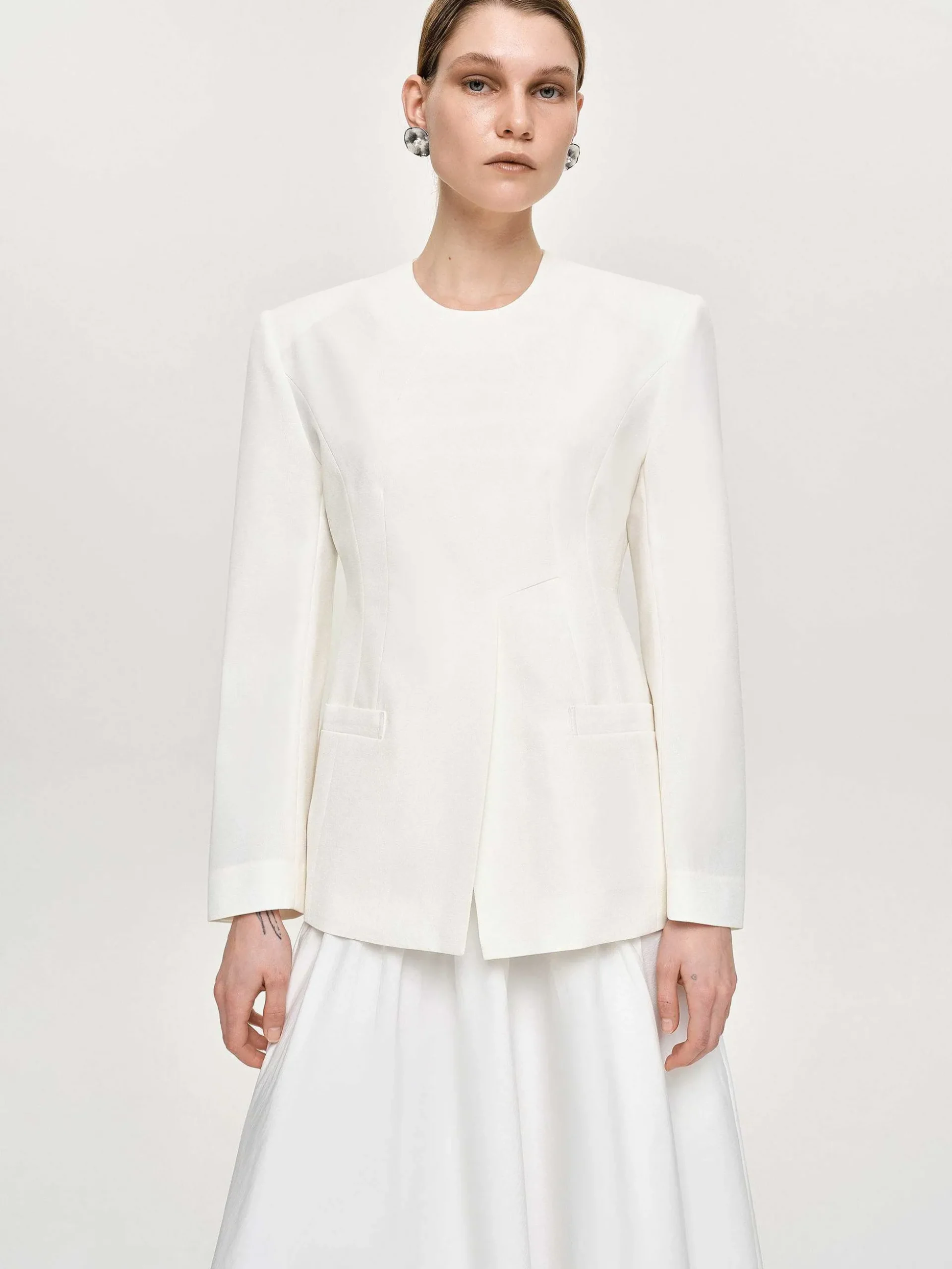 Women Source Unknown Accessories-Cinched Waist Split Jacket, Ivory