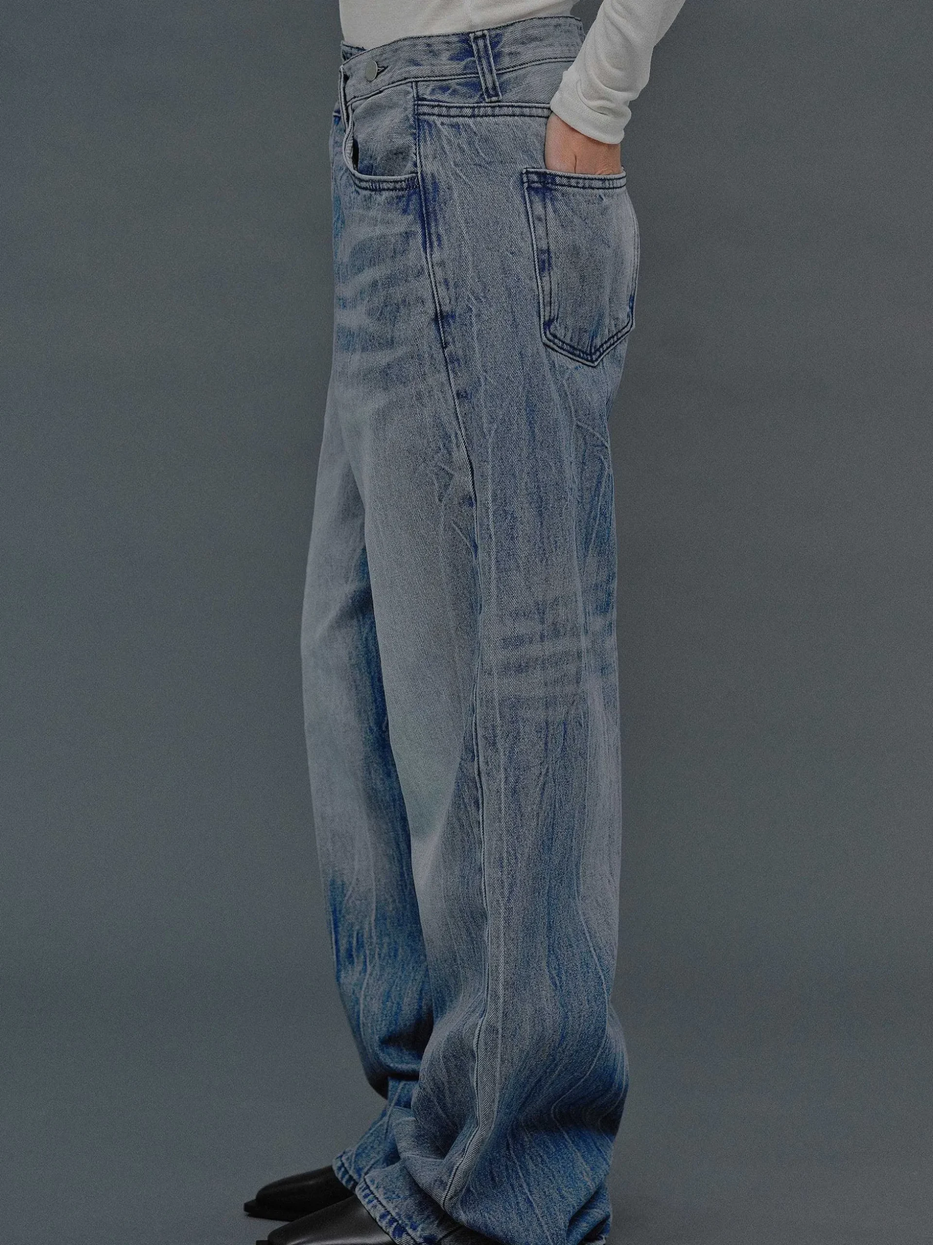 Women Source Unknown Denim-Deconstructed Crossover Jeans, Medium Blue