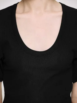 Women Source Unknown Accessories-Deep U T-Shirt, Black
