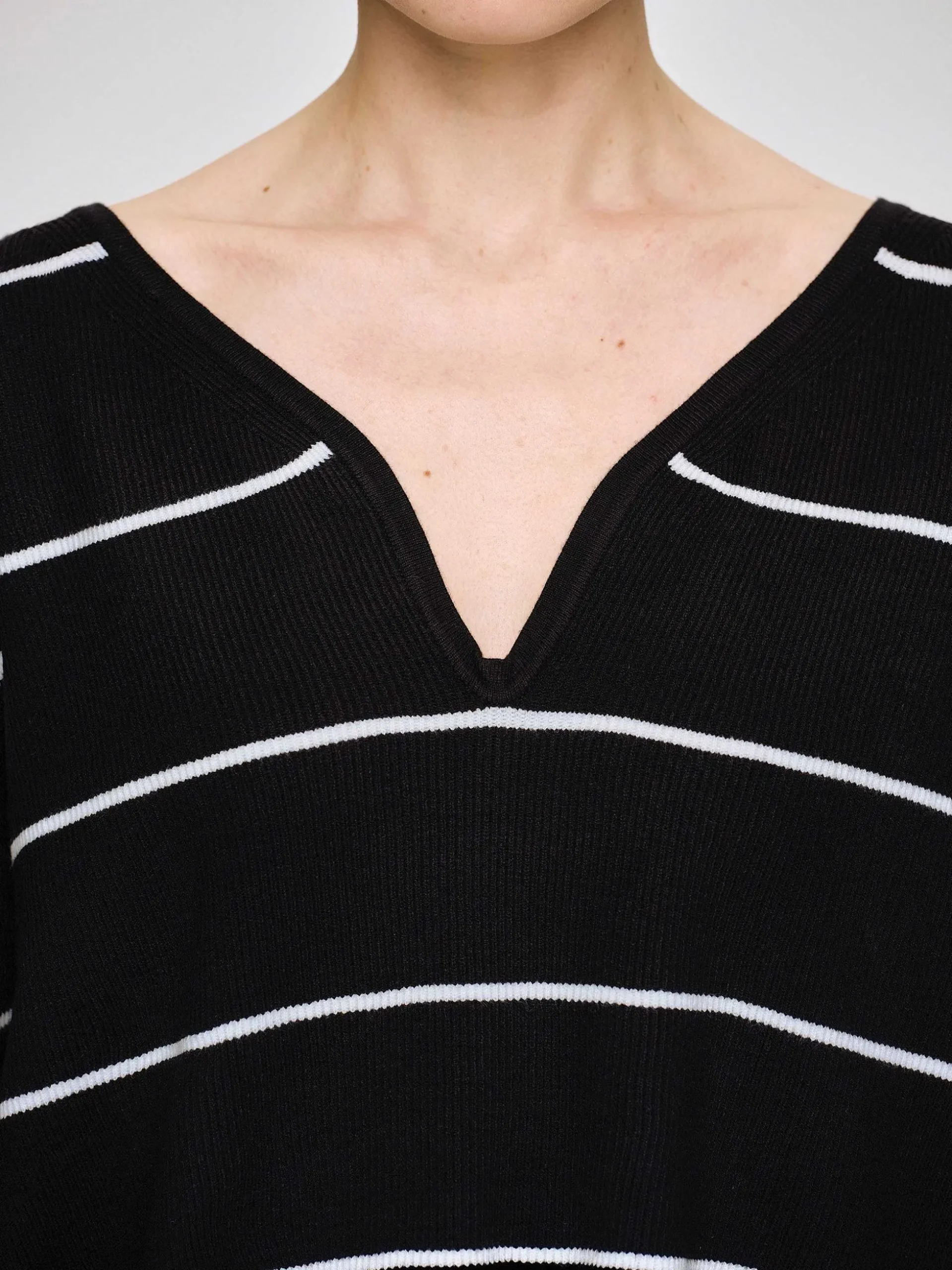 Women Source Unknown Clothing-Deep V-Neck Sweater, Black