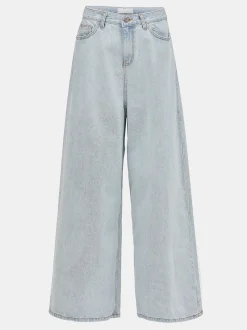Women Source Unknown Denim-Oversized Fit Jeans, Light Blue Wash