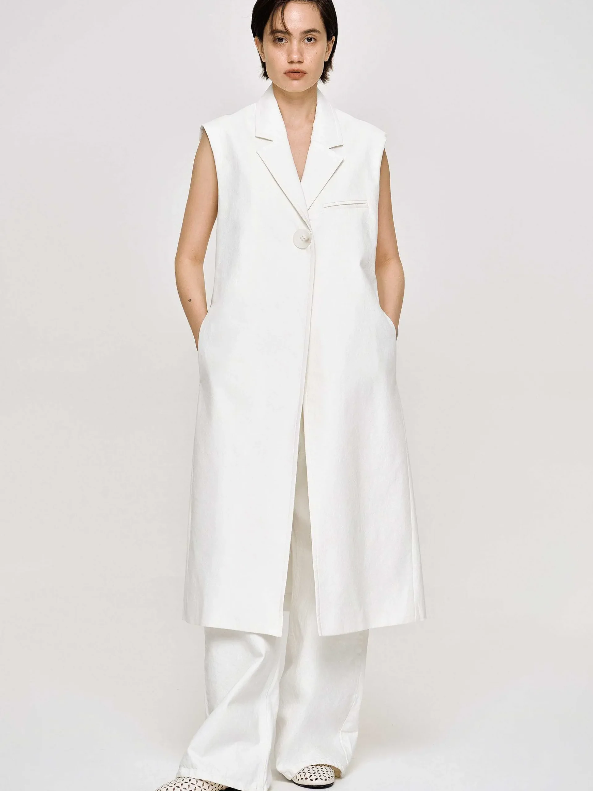 Women Source Unknown Outerwear-Sleeveless Long Blazer, White
