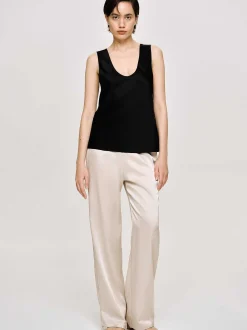 Women Source Unknown Accessories-Sleeveless Satin Top, Black