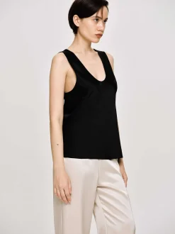 Women Source Unknown Accessories-Sleeveless Satin Top, Black